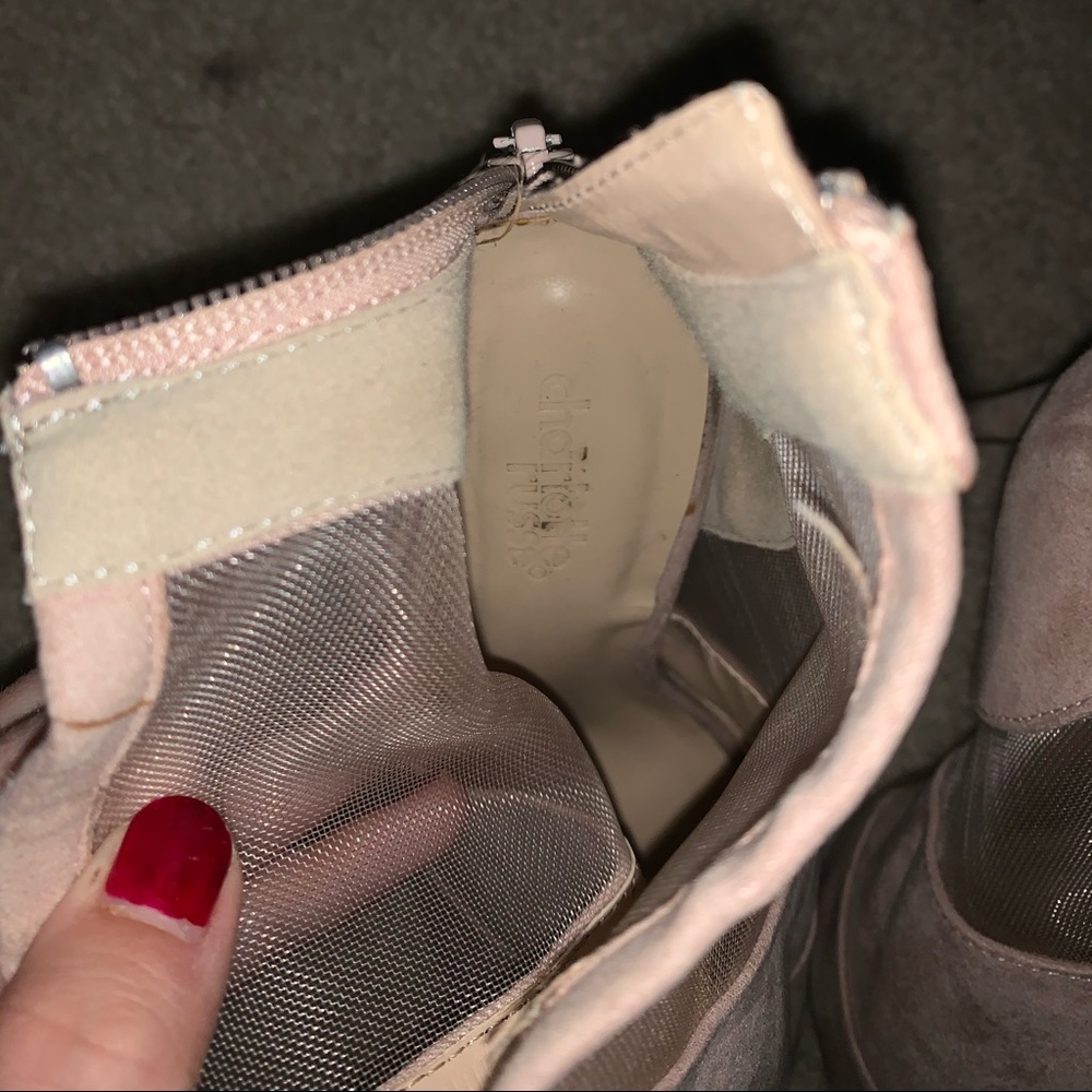 heels - Picture 2 of 2